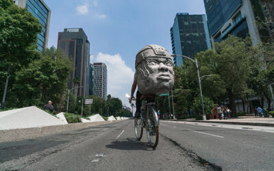 EL DESPLAZAMIENTO SUSTITUYE A LA CONSTRUCCIÓN DE DIÁLOGO